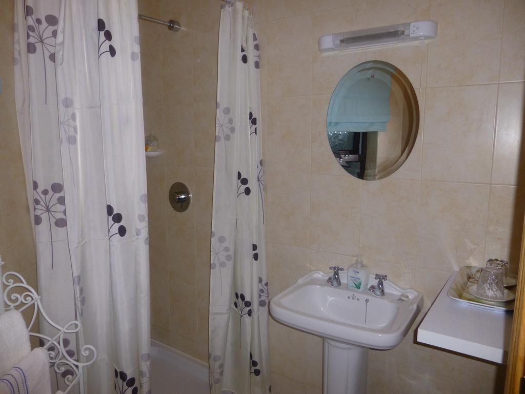 Ben View Guesthouse Clifden Rom bilde